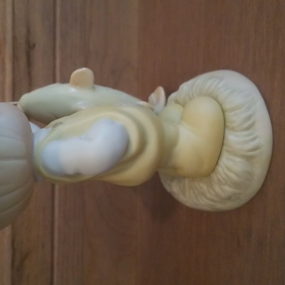 Vintage Precious Moments “You Are My Once In A Lifetime” Collectible Figurine - Picture 13 of 16